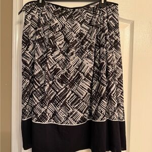 Black and White Patterned Women's Skirt